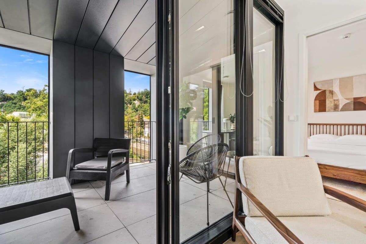 Luxurious 2Br Apt With Balcony In Luxembourgアパートメント エクステリア 写真