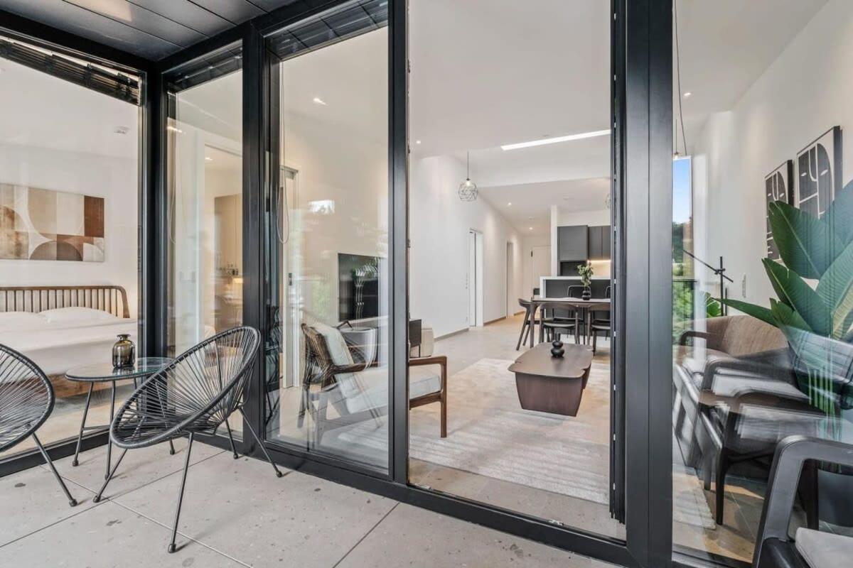 Luxurious 2Br Apt With Balcony In Luxembourgアパートメント エクステリア 写真