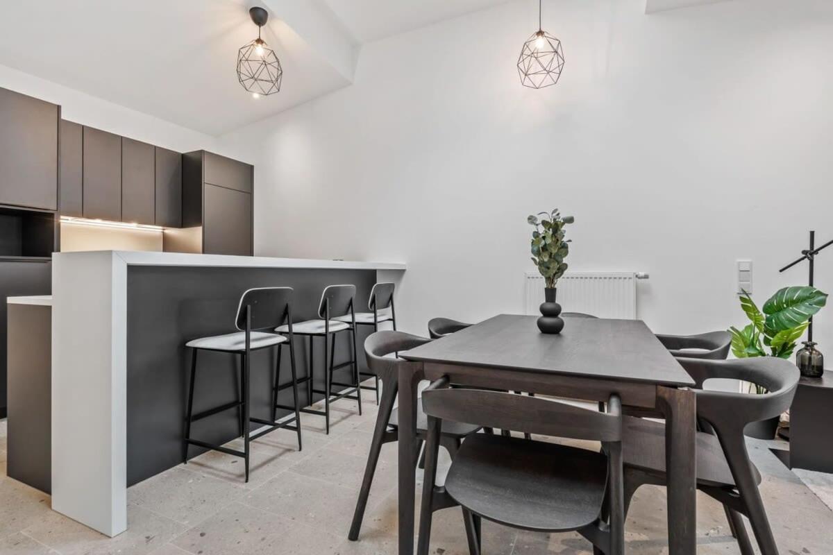 Luxurious 2Br Apt With Balcony In Luxembourgアパートメント エクステリア 写真