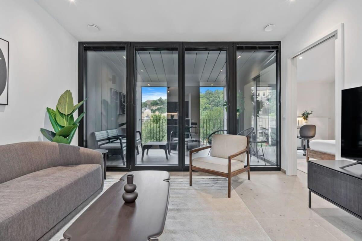 Luxurious 2Br Apt With Balcony In Luxembourgアパートメント エクステリア 写真