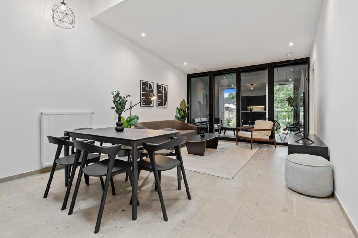 Luxurious 2Br Apt With Balcony In Luxembourgアパートメント エクステリア 写真